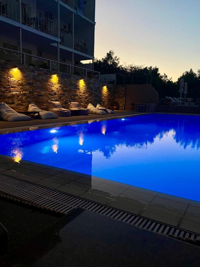Hotel Nereides 파티티리 외부 사진