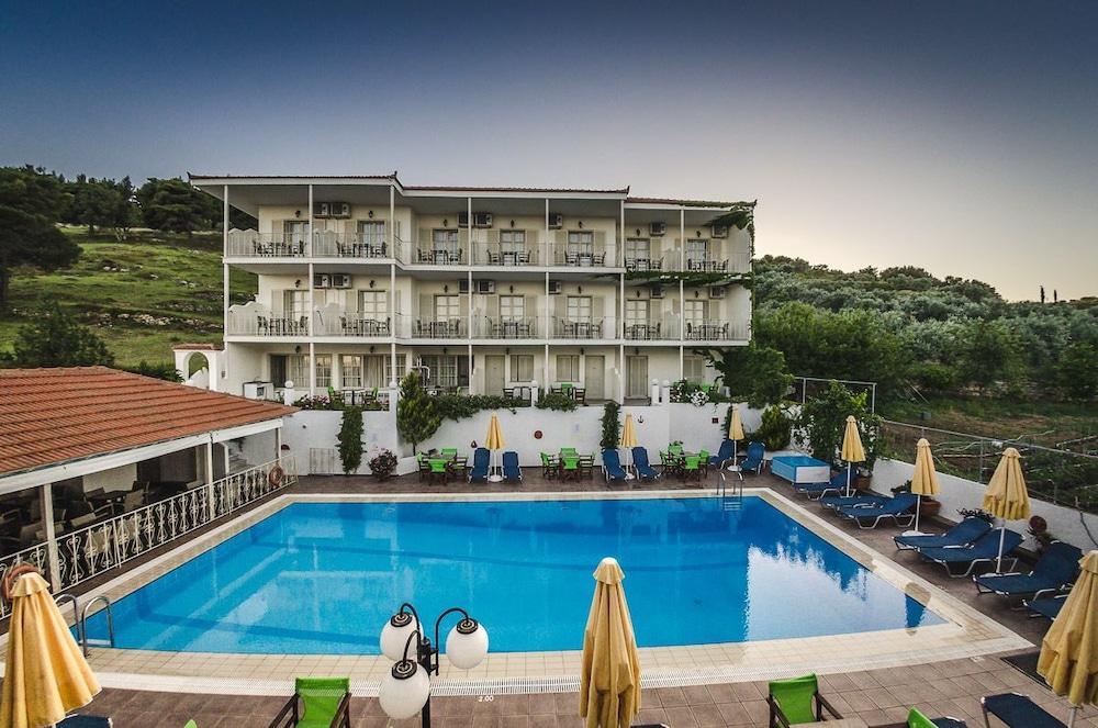Hotel Nereides 파티티리 외부 사진