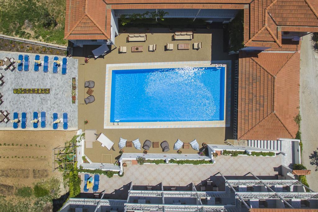Hotel Nereides 파티티리 외부 사진